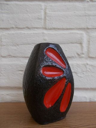 Es Keramik Vintage 70s German Space Age Modernist Fat Lava Red Petal Vase 2