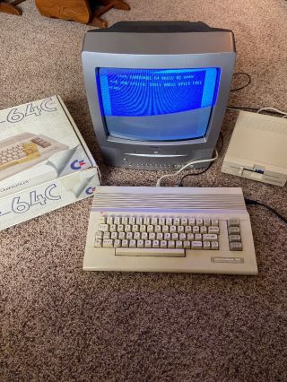 Vintage Commodore 64 Personal Computer & 1541 - Ii Floppy Disk Drive