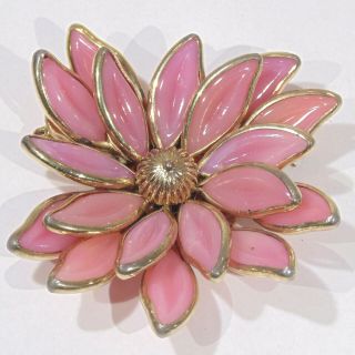 Vintage Signed Crown Trifari Molded Poured Pink Glass Flower Pin Brooch W/ Bail