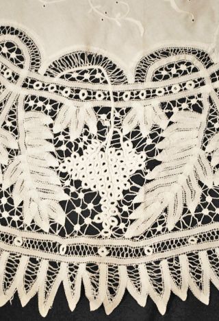 Antique Vintage Battenburg Lace Tablecloth 54 