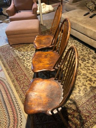 Set Of Three (3) Antique Windsor Chairs