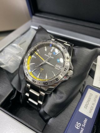 Rare Grand Seiko Watch Limited Edition SBGN001 Black yellow Quartz 585/800 2
