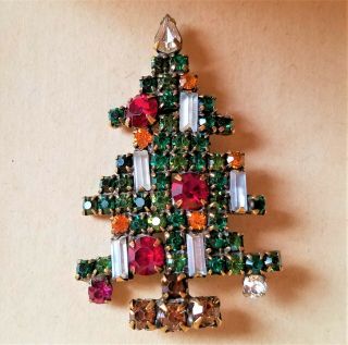 Vintage Signed Weiss Rhinestone 5 Candle Christmas Tree Pin Brooch