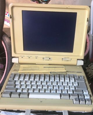 Zenith Data Systems Supersport 286e Vintage Rare Laptop
