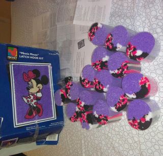 Vtg Disney Mickey Unlimited/caron Minnie Mouse Latch Hook Rug Kit D0011