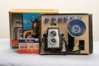 Vintage Kodak Brownie Starflex Outfit Camera W/ Box