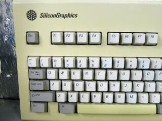 Vintage Silicon Graphics SGI AT101 Clicky Keyboard 9500801 made USA no cable 3