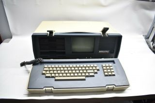 Vintage Osborne Occ2 Executive Portable Desktop Computer Repair
