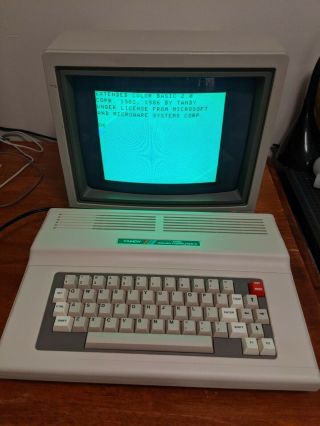Trs - 80 Tandy Color Computer 3 Coco3 -.  Recapped.  512k Upgrade.  Cpu Socket.
