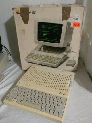 Vintage Apple Iic A2s4100 Computer,  Box,  Tetris Ii