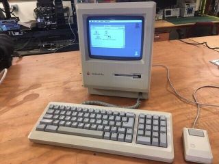 Apple Macintosh Plus Mac M0001a 1mb Floppy Drive With Keyboard Mouse
