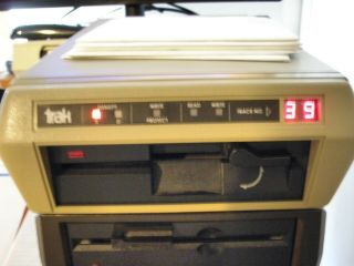 Atari 800 Xl Xe Compatible Disk Drive Trak 5.  25 Disk Drive