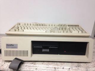 Vintage Ibm Personal Computer Xt Pc Dunsplus Model 5160 And