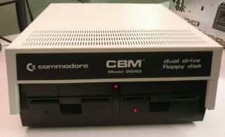 Vintage Commodore Computer CBM Dual Floppy Disk Drive Model 2040 PET,  Cables 3