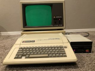 Apple Iie,  Computer Stand,  Apple Monitor Iii Retro Vintage