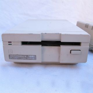 Vtg Commodore 1581 Disk Drive 3 1/2 " Floppy Drive Estate Find Powers On