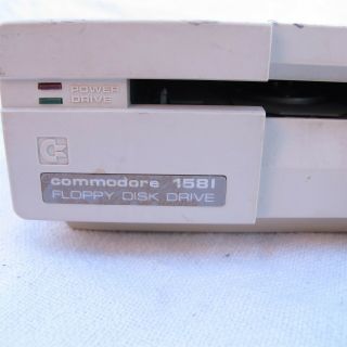 Vtg Commodore 1581 Disk Drive 3 1/2 