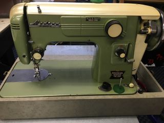 Vintage Modern Delux Precision Zig Zag Sewing Machine Made In Japan