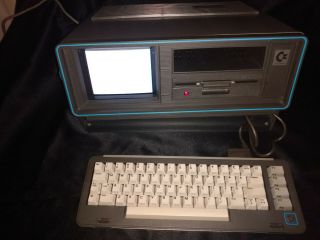 Commodore Sx - 64 Portable Cpu ✓✓ Powers Up ✓✓