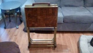 Vintage Mid Century Lavada Gold Metal Tv Tray Set Of 4 & Stand Lucite Wheels