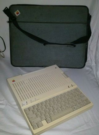 Vintage Apple Iic Computer A2s4000 W/ Bag Power Supply,  Cables Workng