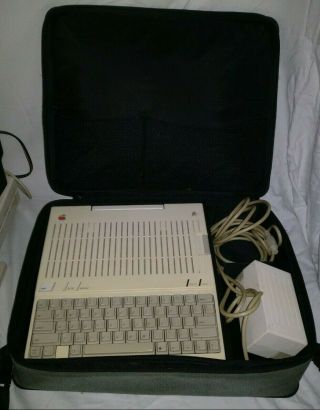Vintage Apple IIc Computer A2S4000 w/ Bag Power Supply,  Cables WORKNG 2