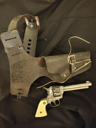 Vintage Nichols Stallion 38 Toy Cap Pistol With Holster