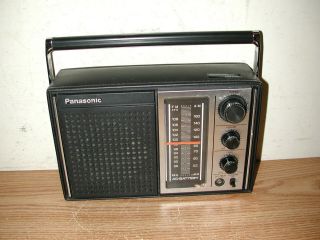 Vintage Panasonic Rf - 597 Portable Am/fm Radio With Simulated Leather Cabinet