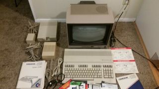 Commodore 128 With 1541 - Ii Disk Drive,  1702 Monitor,  Game Disks Users Guide