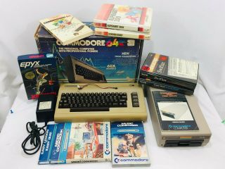 Commodore 64 Personal Computer C64 - 1541 Disk Drive - Accessories - Box