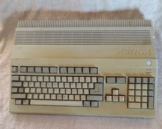 Commodore Amiga 500 With A - 501 Trapdoor Ram Extension (not)