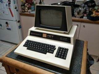 Vintage Commodore Pet Model 2001 - 32n B Computer - Before C64 - Rare Japanese