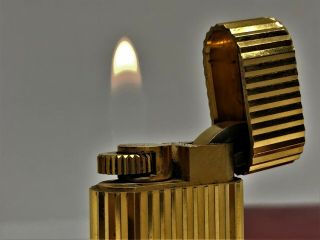 Auth CARTIER K18 Gold - Plated Godron Striped Oval Lighter w Case Gold (27624) 2