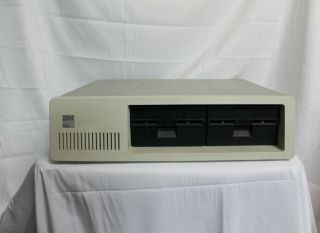 Ibm 5150 Personal Computer Vintage 2 5.  25 " Floppies