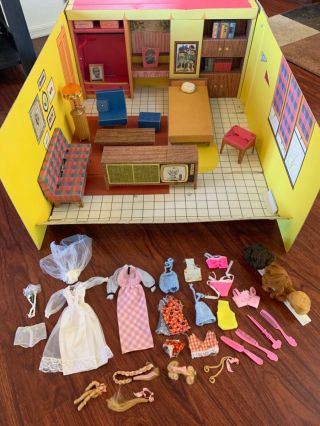 Vintage Barbie Cardboard Dream House 1962 With Accessories Furniture Wigs