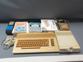 Commodore 64 Computer 1541 - Ii Floppy Disk Drive Games Manuals Part/repair