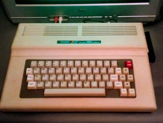 Tandy 128kb Color Computer 3 (26 - 3334) - And