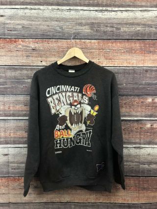 Men’s Vintage 90’s Jostens Taz Looney Tunes Cincinnati Bengals Sweater Size Xl