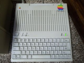 Vintage Apple IIc Model A2S4500 Computer w/Monitor - 2