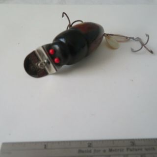 Fishing Lure Vintage 2½ " Creek Chub Wood Beetle Black & Red Wings