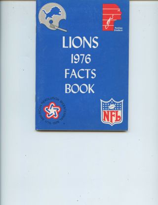 1976 Detroit Lions Facts Book (charlie Sanders,  Lem Barney,  Steve Owens, )