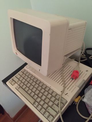 Vintage Apple IIc 2c Model A2S4000 Computer,  Monitor, 3