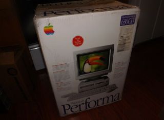Vintage Apple Macintosh Performa 630CD PowerPC w/ Monitor - In The Box 2
