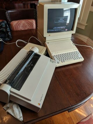 Apple IIc Vintage Computer System w/ COLOR Monitor,  5.  25 Disk Drive and Printer 3