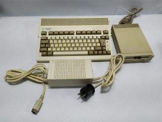 Commodore Amiga A600 Computer