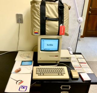 1984 Apple Macintosh 128k Model M0001 - The First Mac