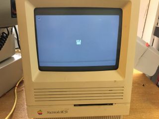 Vintage Recapped 1988 Apple Macintosh Se/30 M5119 Computer - Partially
