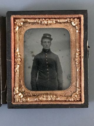 Antique Us Civil War Ambrotype Photograph - Civil War Soldier / Kepi