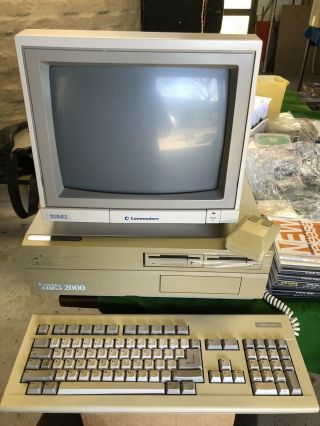 Commodore Amiga 2000 Computer Vintage
