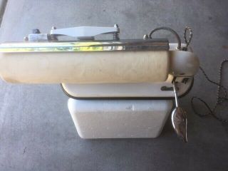 Vintage Armstrong D - 21 Portable Ironer Rotary Iron